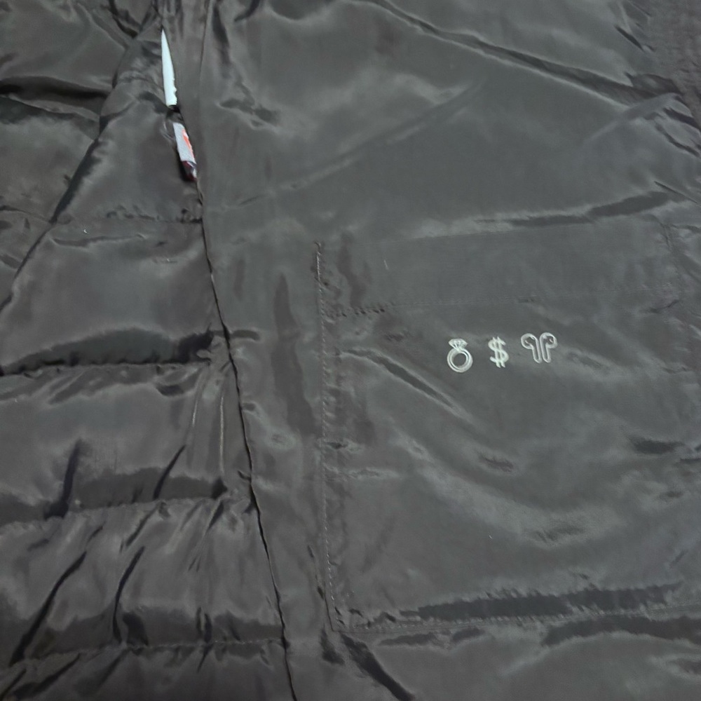 Figs On-Shift Packable Puffer Jacket Technical Performance Outerwear in Black M - Picture 13 of 16
